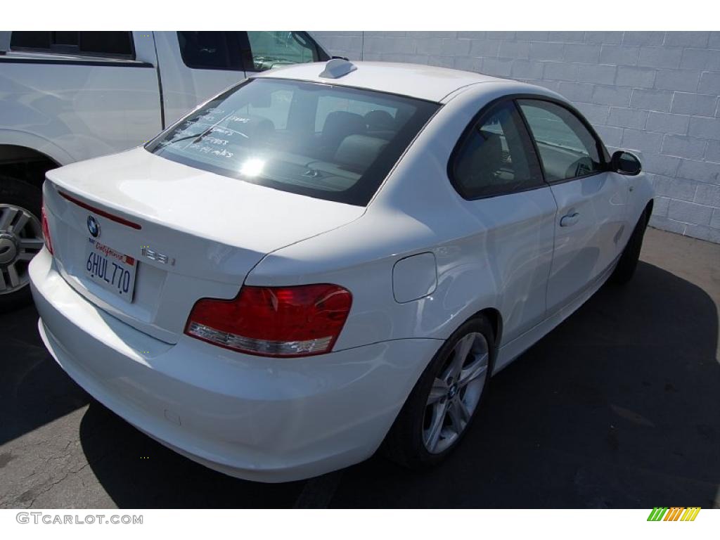 2009 1 Series 128i Coupe - Alpine White / Black photo #3