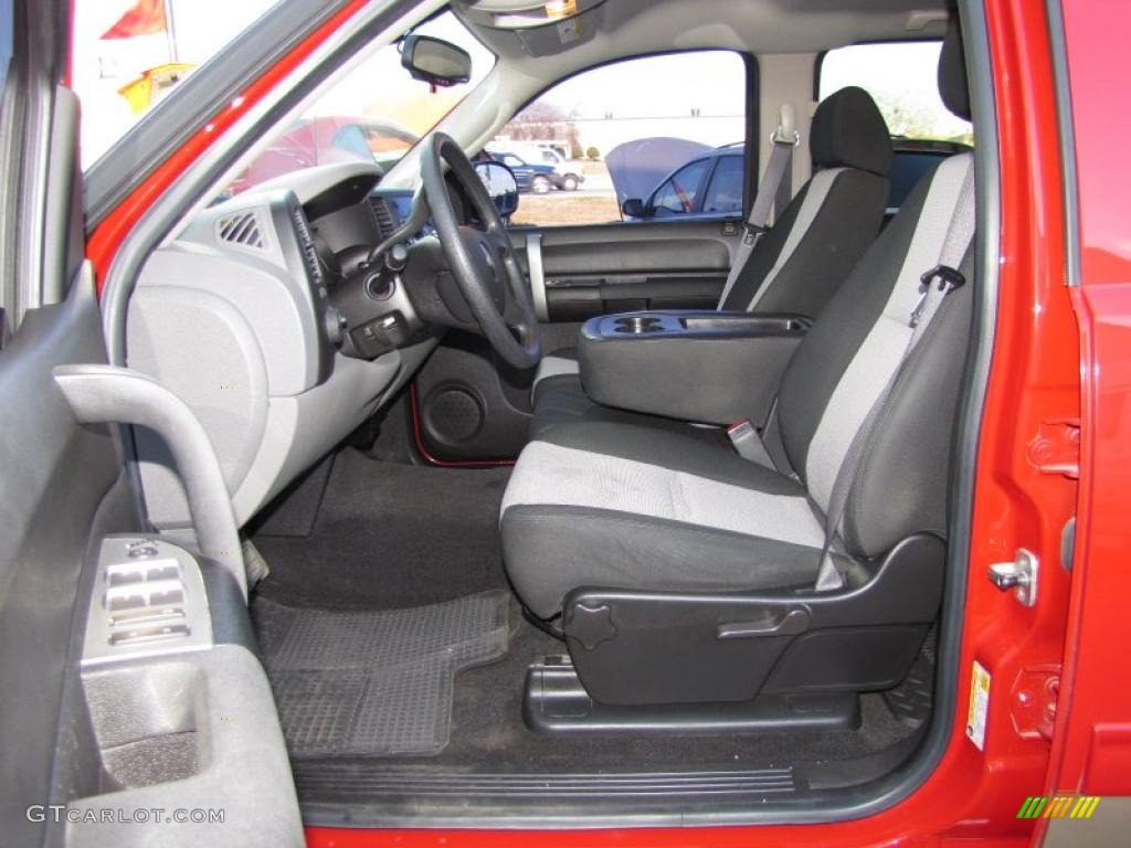 2009 Silverado 1500 LS Crew Cab - Victory Red / Dark Titanium photo #8
