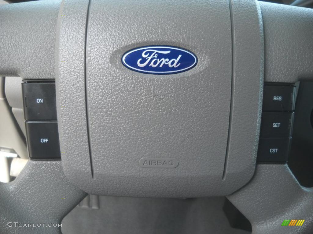 2006 F150 XLT SuperCrew 4x4 - True Blue Metallic / Medium/Dark Flint photo #24