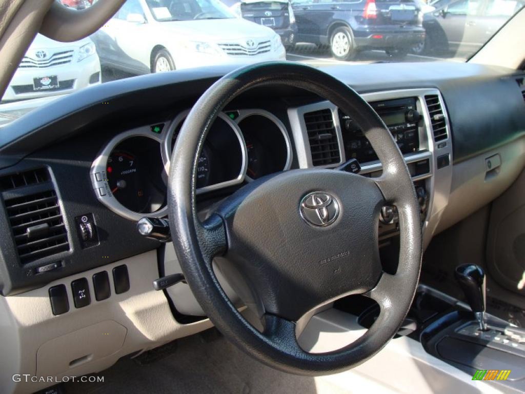 2004 4Runner SR5 4x4 - Black / Taupe photo #10