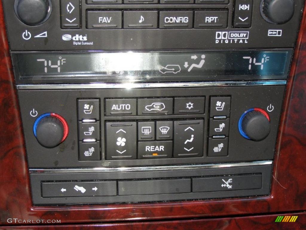 2009 Cadillac Escalade ESV AWD Controls Photo #46297948