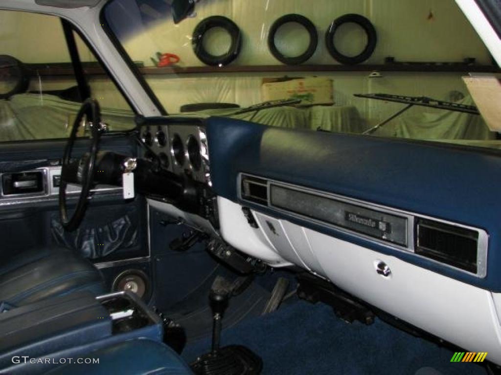 1980 White Chevrolet Blazer K5 4x4 46244216 Photo 12 GTCarLot 1980-white-chevrolet-blazer-k5-4x4-46244216-photo-12-gtcarlot