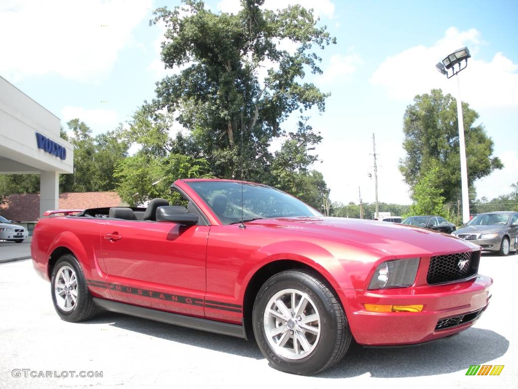 2005 Mustang V6 Premium Convertible - Redfire Metallic / Light Graphite photo #3