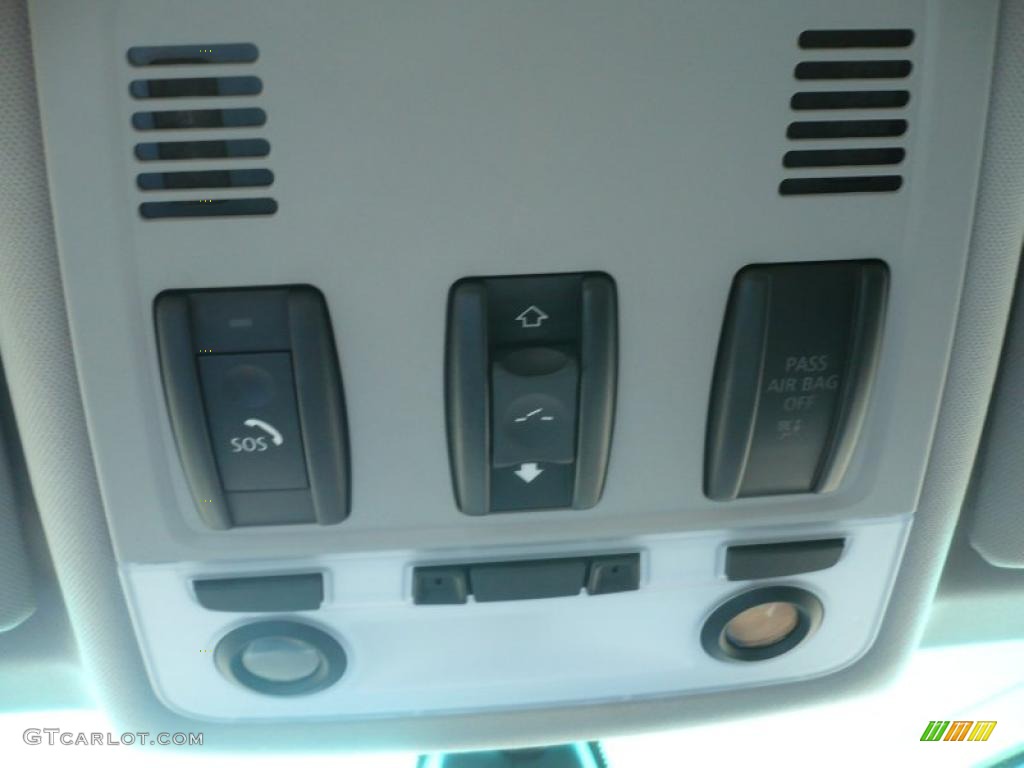 2007 BMW 3 Series 328i Wagon Controls Photos