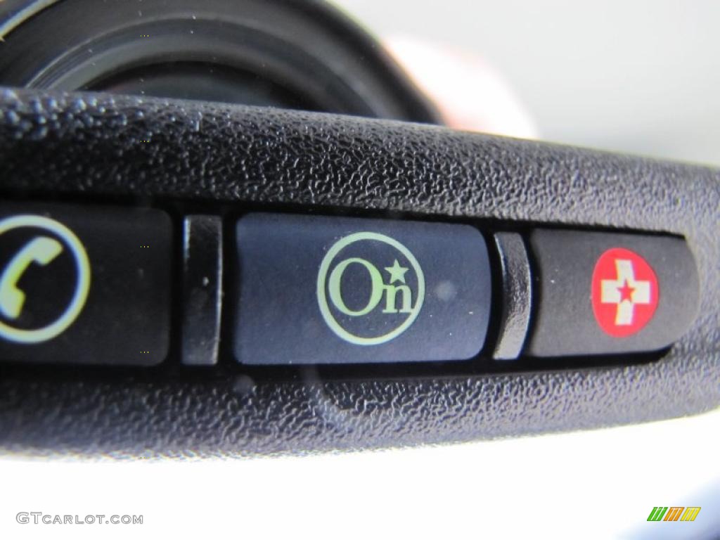 2011 Chevrolet Colorado LT Extended Cab Controls Photo #46302538