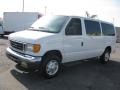 2007 Oxford White Ford E Series Van E150 Passenger  photo #3