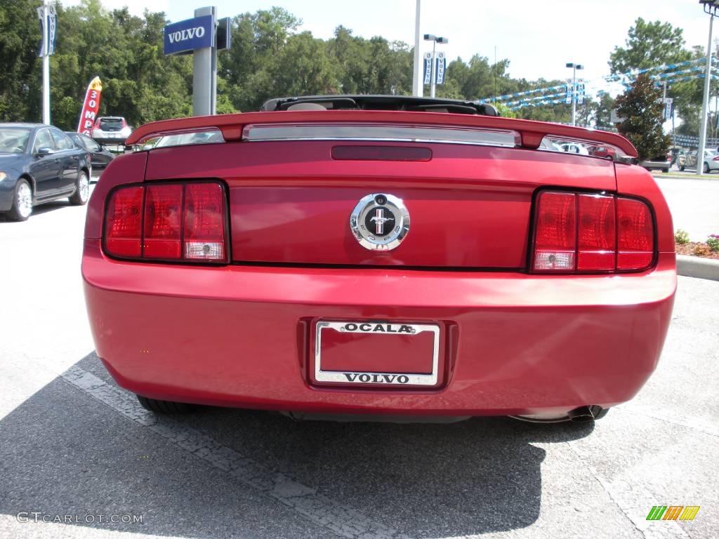 2005 Mustang V6 Premium Convertible - Redfire Metallic / Light Graphite photo #6