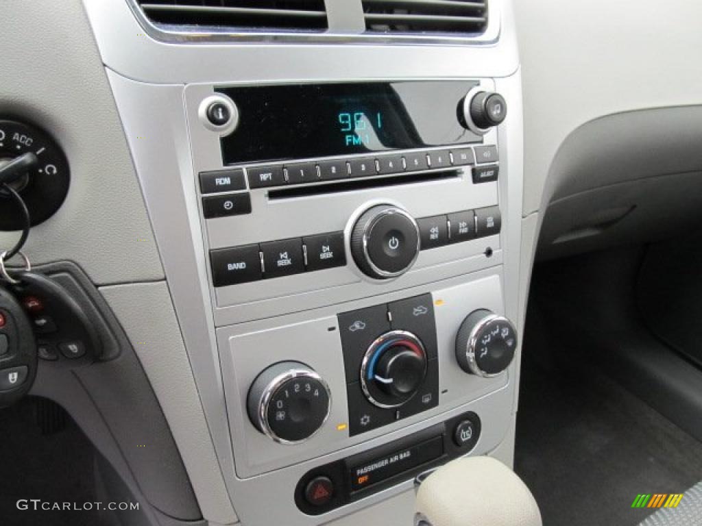 2011 Chevrolet Malibu LS Controls Photo #46303918