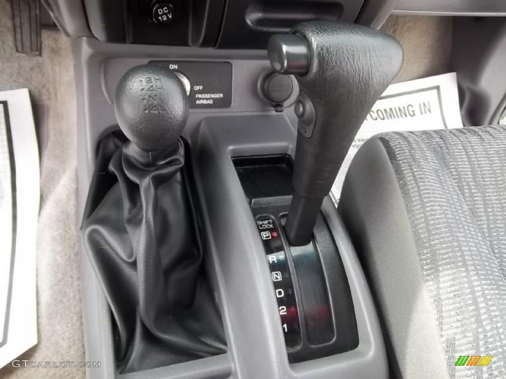 2000 Nissan Frontier SE V6 Extended Cab 4x4 4 Speed Automatic Transmission Photo #46305493