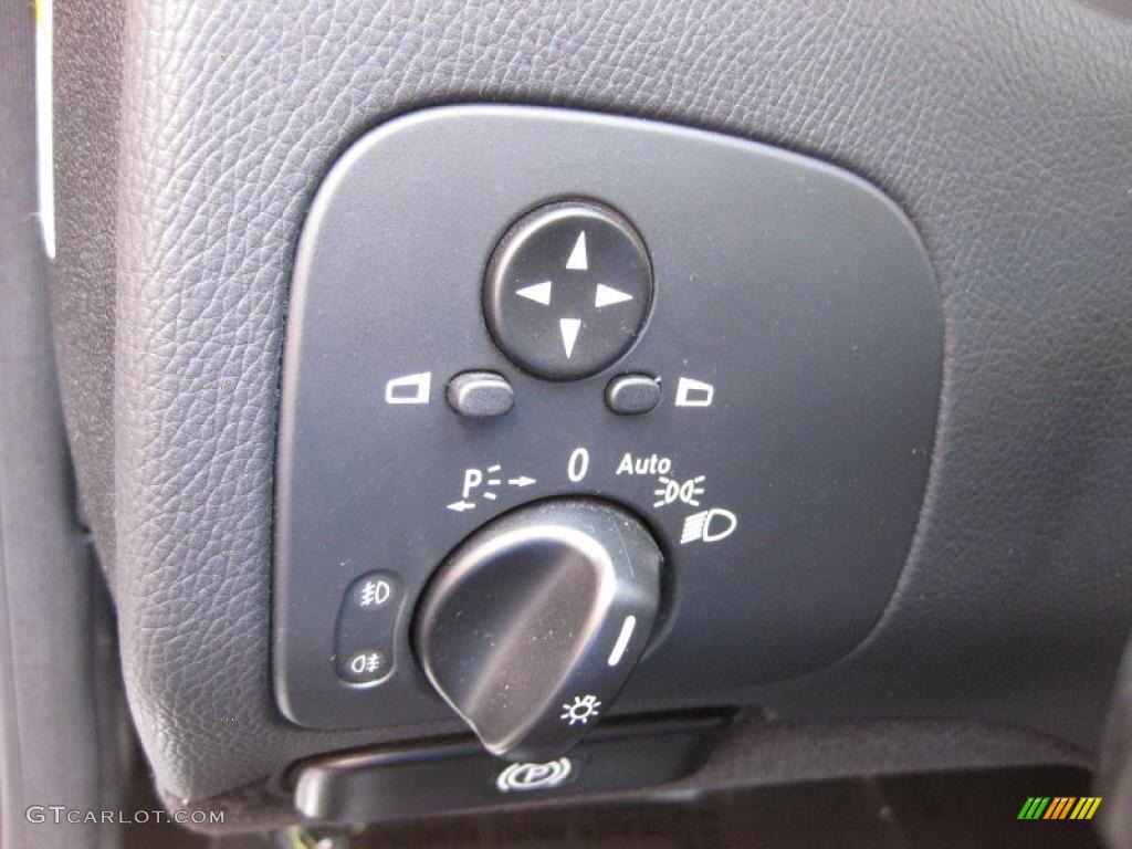 2009 Mercedes-Benz CLK 350 Coupe Controls Photo #46305803