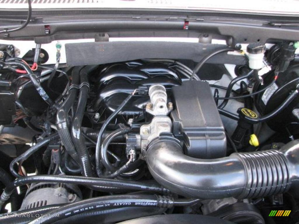 2002 Ford F150 XL Regular Cab Engine Photos