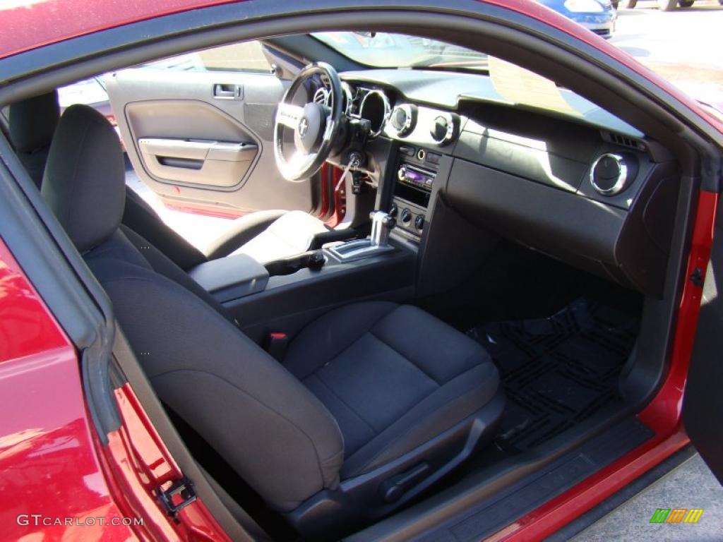 2007 Mustang V6 Deluxe Coupe - Redfire Metallic / Dark Charcoal photo #11