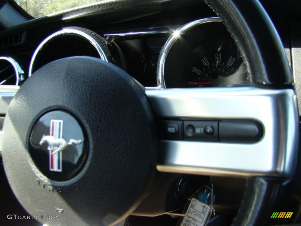 2007 Mustang V6 Deluxe Coupe - Redfire Metallic / Dark Charcoal photo #20