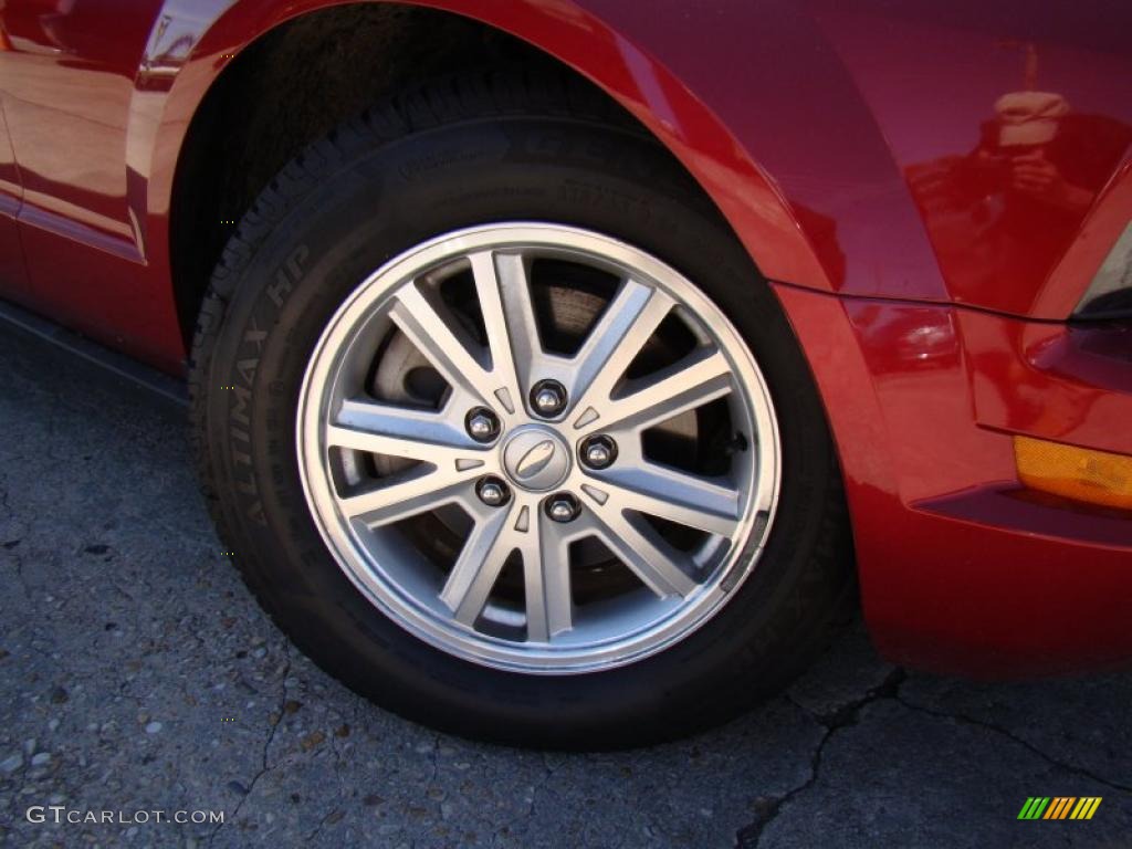 2007 Mustang V6 Deluxe Coupe - Redfire Metallic / Dark Charcoal photo #24