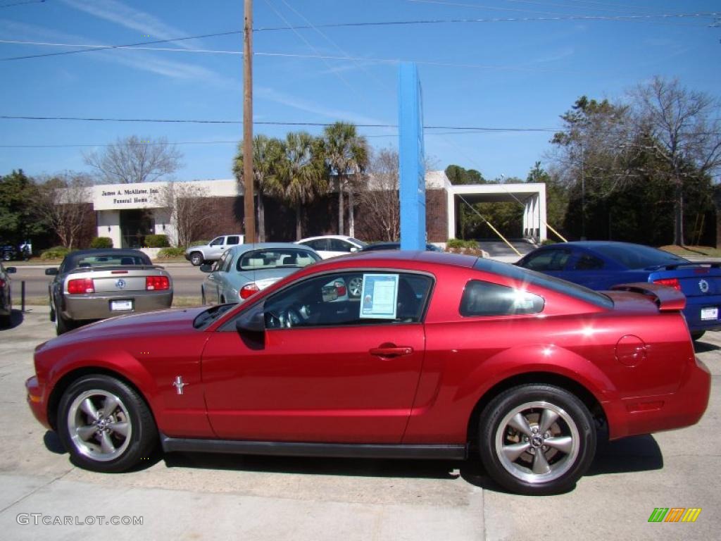 2006 Mustang V6 Premium Coupe - Redfire Metallic / Dark Charcoal photo #5
