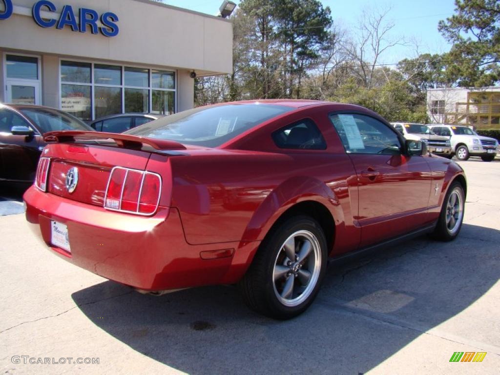 2006 Mustang V6 Premium Coupe - Redfire Metallic / Dark Charcoal photo #8