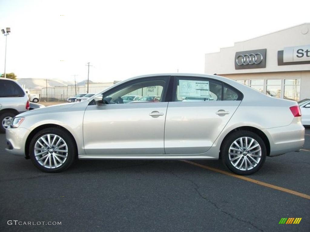 2011 Jetta SEL Sedan - White Gold Metallic / Cornsilk Beige photo #8