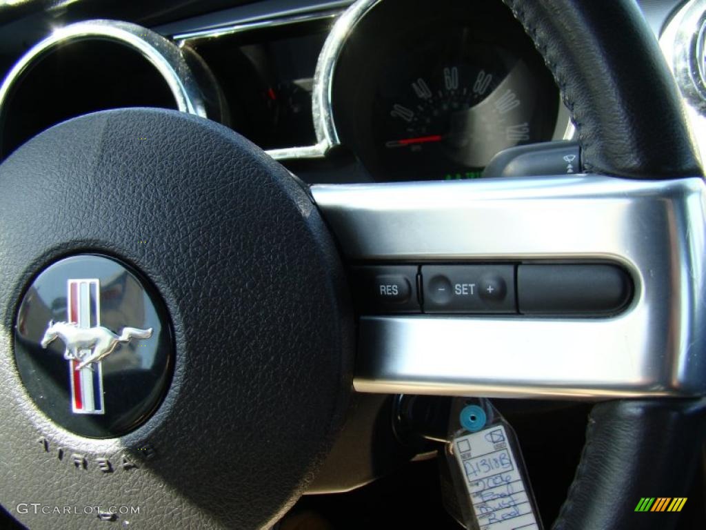 2006 Mustang V6 Premium Coupe - Redfire Metallic / Dark Charcoal photo #22