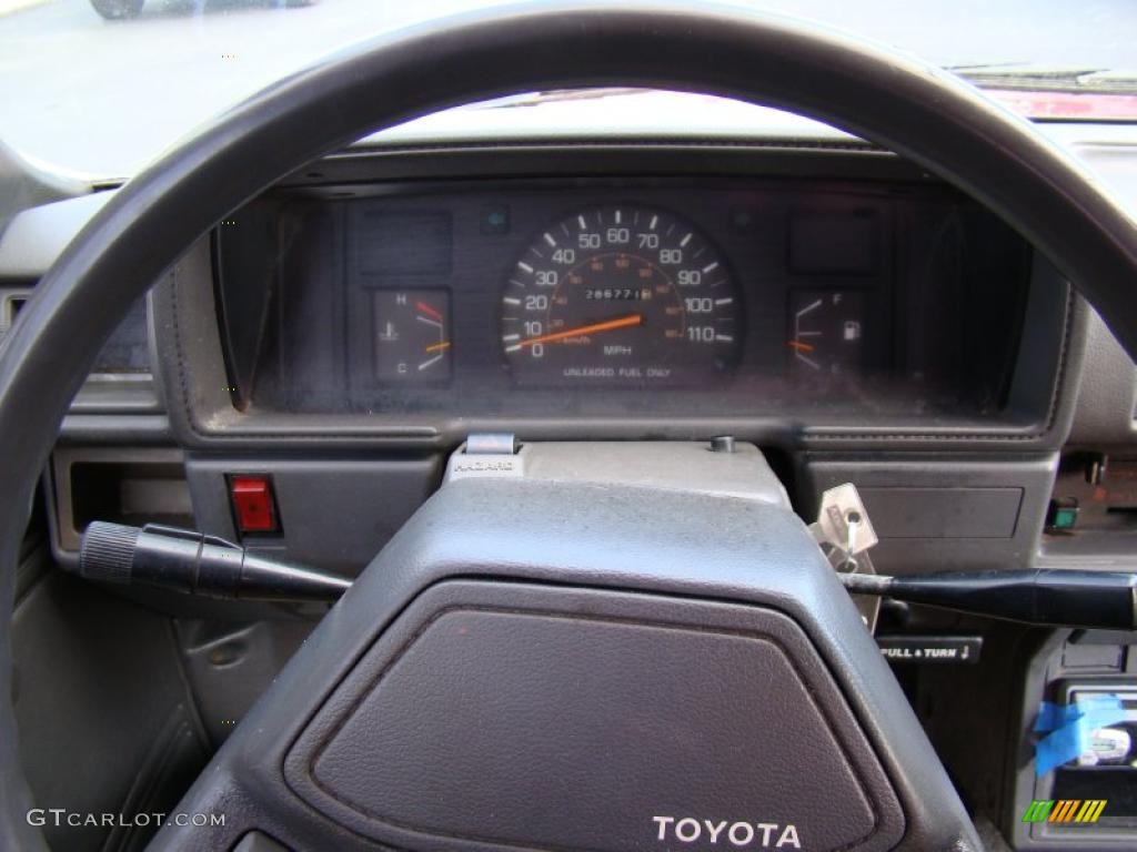1988 Pickup Deluxe Extended Cab - Red / Gray photo #18