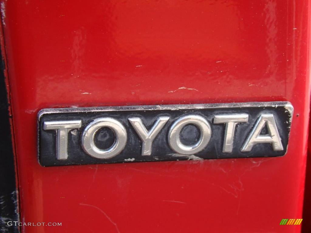 1988 Pickup Deluxe Extended Cab - Red / Gray photo #26