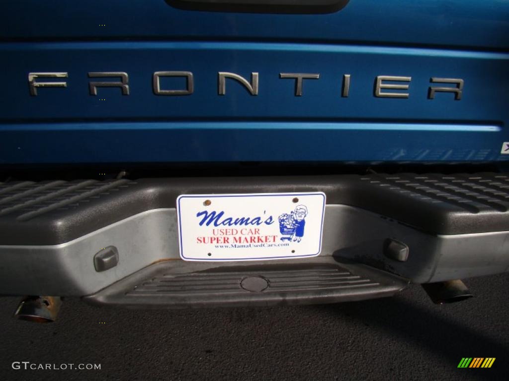 2001 Frontier XE V6 Crew Cab - Electric Blue Metallic / Black photo #34