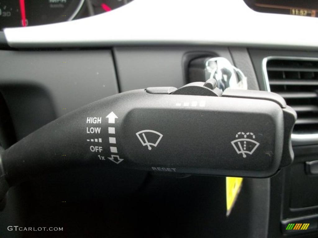 2011 Audi A4 2.0T quattro Sedan Controls Photo #46311236