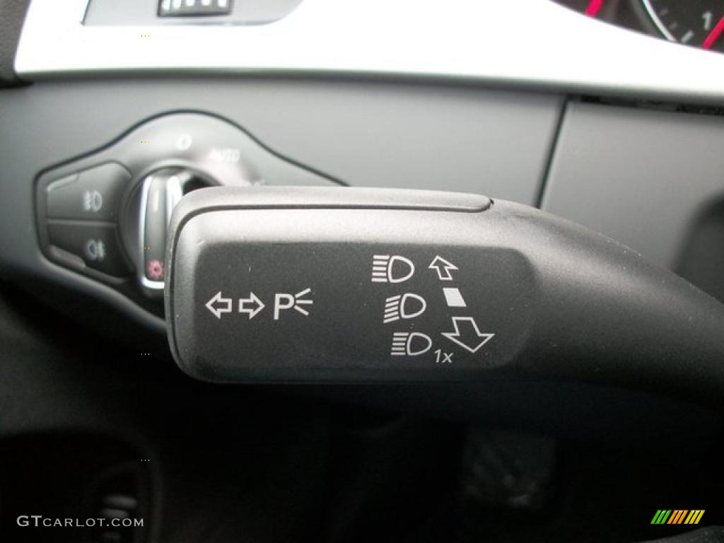 2011 Audi A4 2.0T quattro Sedan Controls Photo #46311239