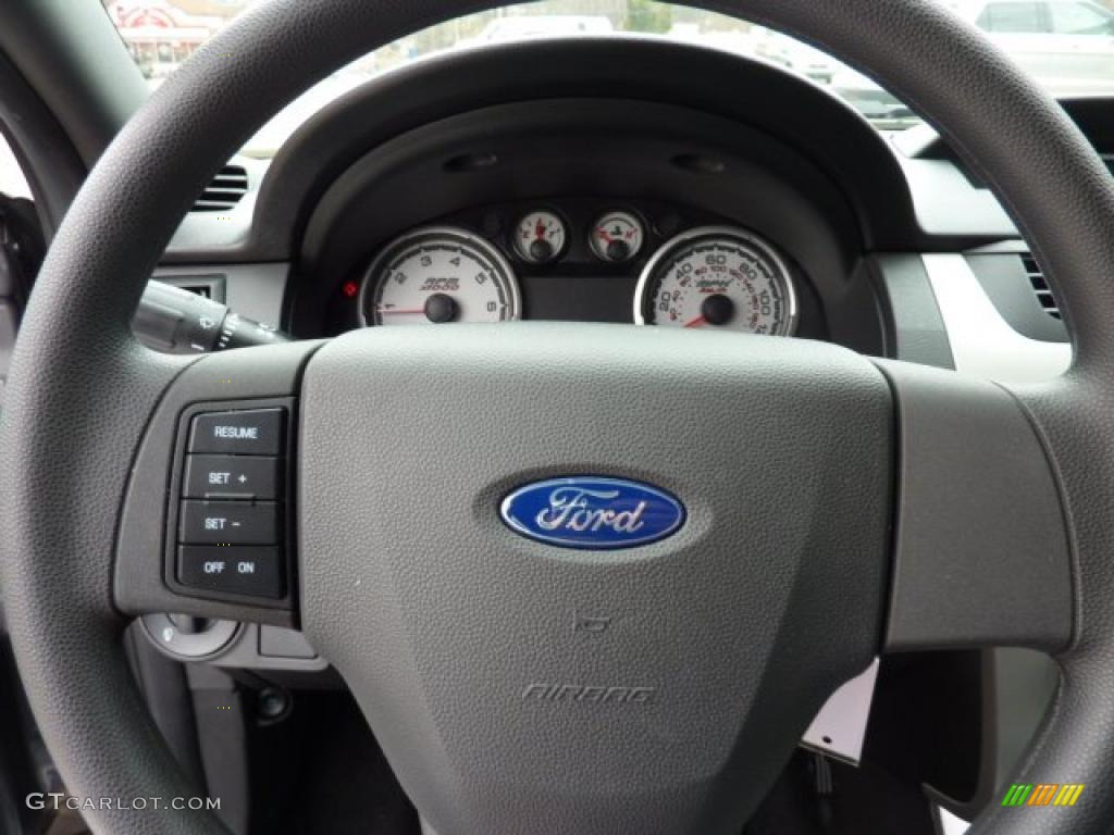 2011 Focus SE Sedan - Sterling Gray Metallic / Charcoal Black photo #19