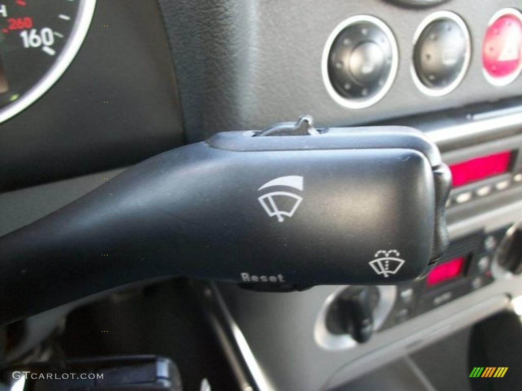 2003 TT 1.8T quattro Roadster - Ocean Blue Pearl Effect / Aviator Gray photo #27