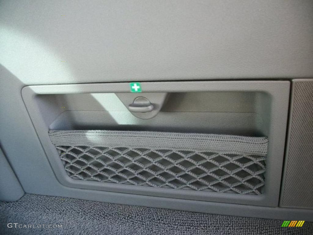 2003 TT 1.8T quattro Roadster - Ocean Blue Pearl Effect / Aviator Gray photo #41