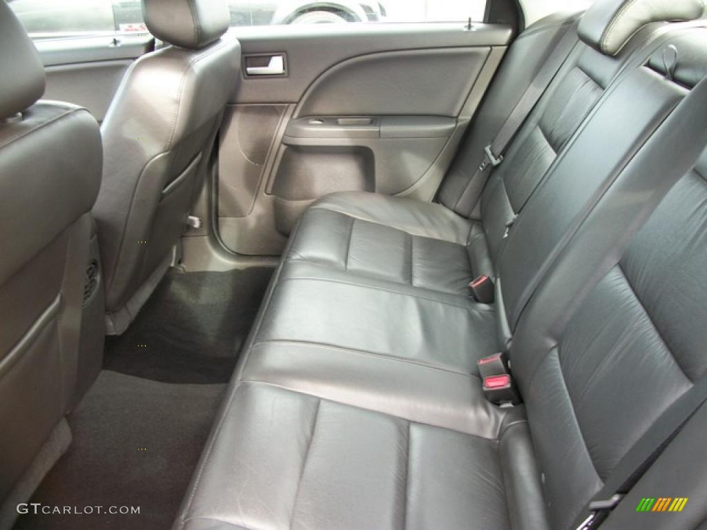 Black Interior 2007 Ford Five Hundred Limited Photo #46317263