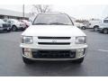 Arctic White Pearl Metallic - QX4 4x4 Photo No. 7