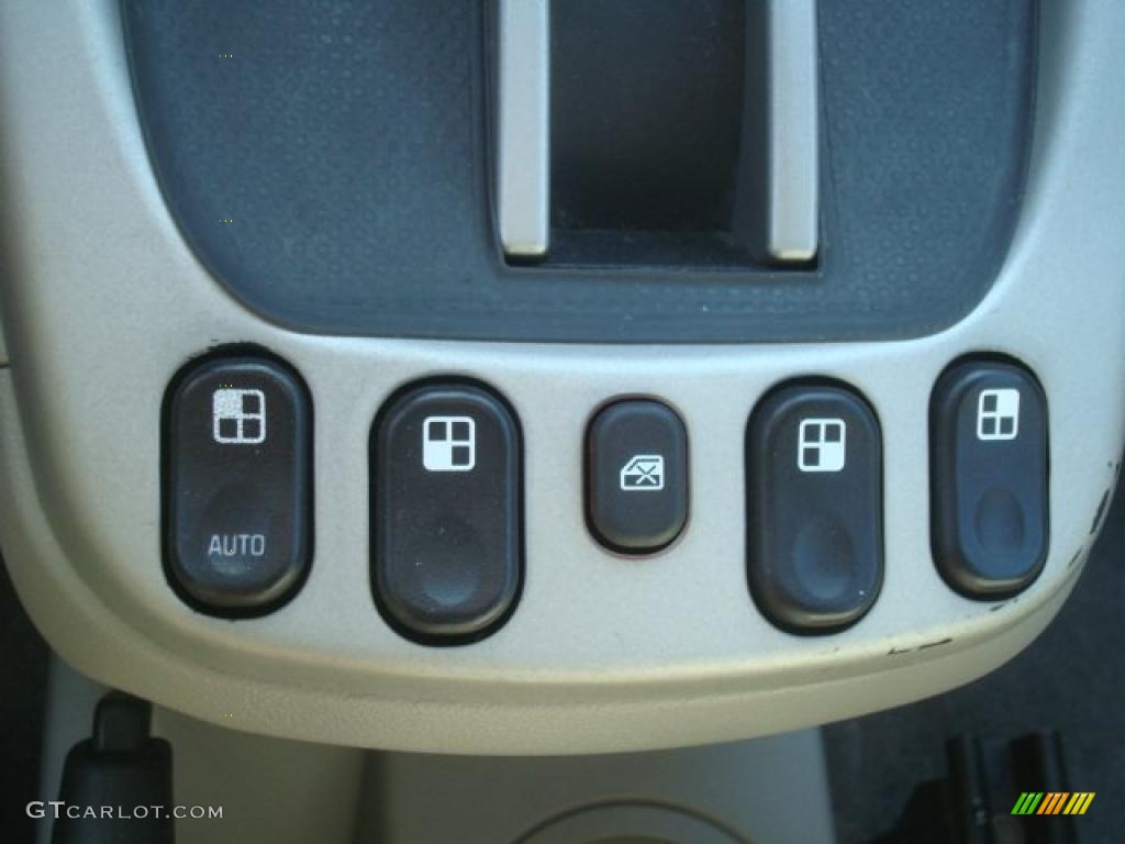 2005 Equinox LT AWD - Galaxy Silver Metallic / Light Gray photo #19