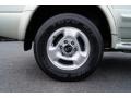 Arctic White Pearl Metallic - QX4 4x4 Photo No. 20