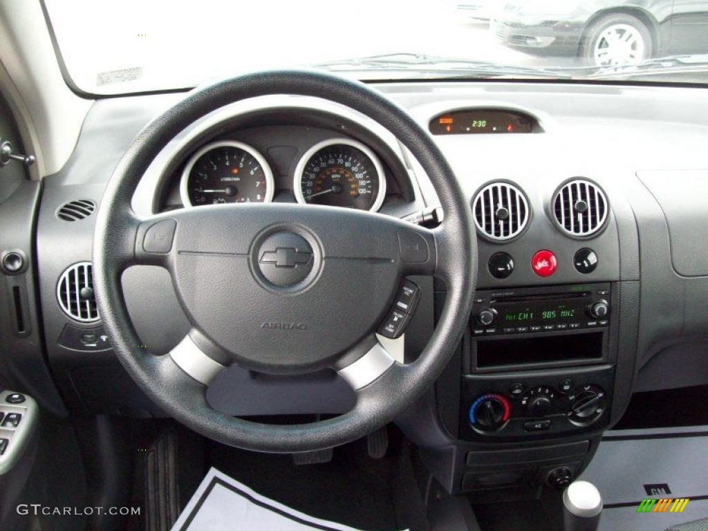 2006 Chevrolet Aveo LT Sedan Charcoal Dashboard Photo #46319538