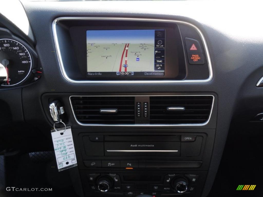 2011 Audi Q5 2.0T quattro Navigation Photo #46320747