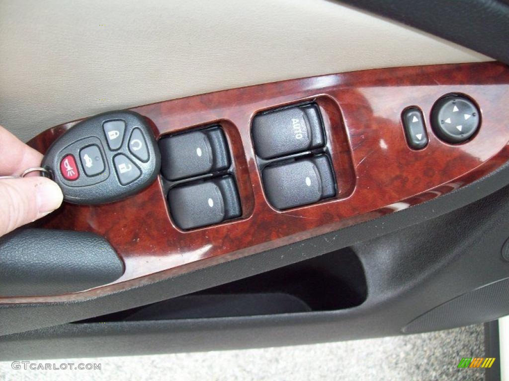 2008 Pontiac G6 GT Convertible Controls Photo #46321347