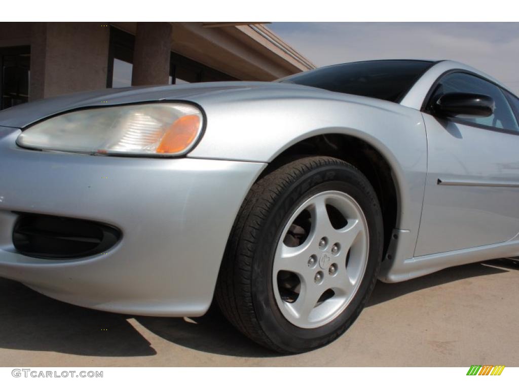 2002 Stratus SXT Coupe - Ice Silver Pearl / Black/Light Gray photo #18