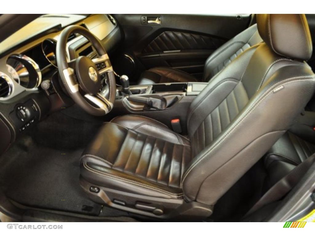 Charcoal Black Interior 2010 Ford Mustang GT Premium Coupe Photo #46323501