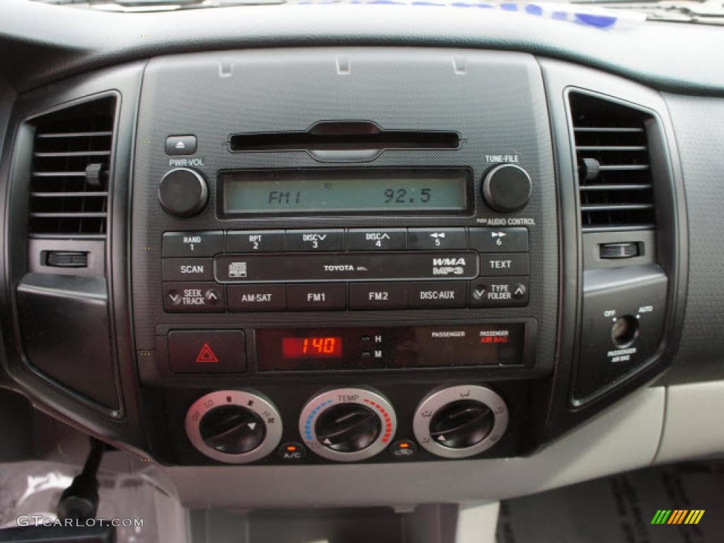2009 Toyota Tacoma Access Cab Controls Photos