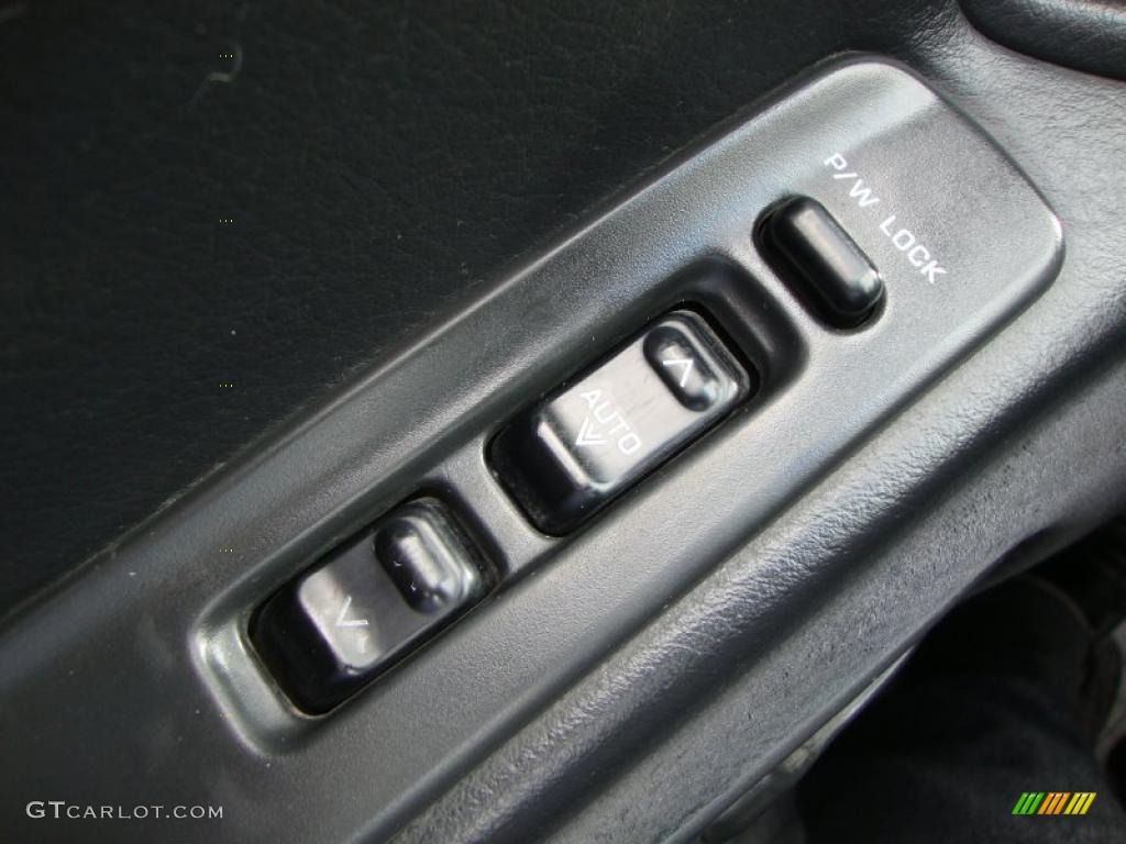 1993 Nissan 300ZX Coupe Controls Photo #46326036