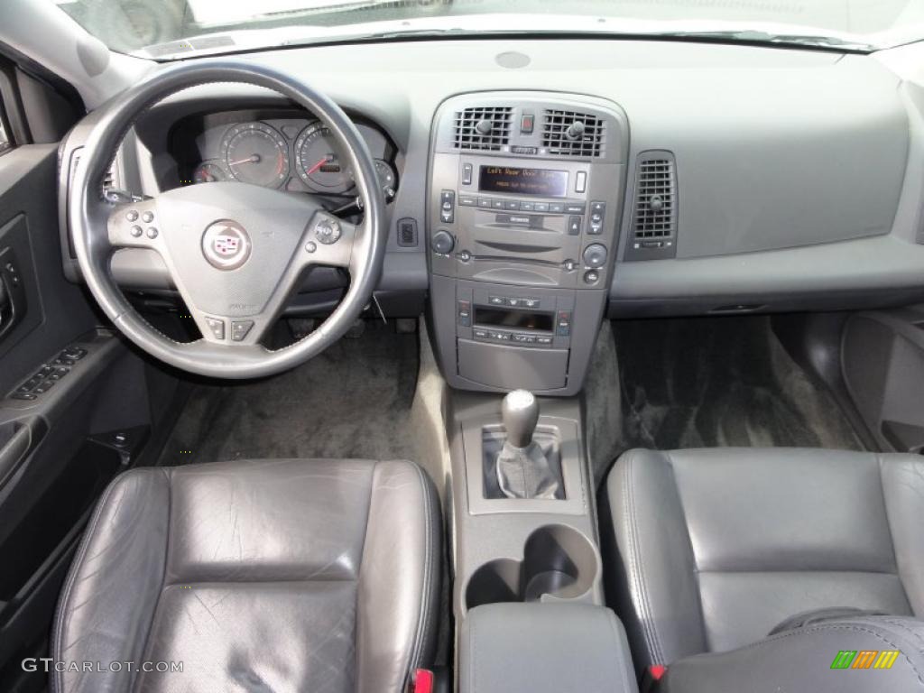 2003 Cadillac CTS Sedan Ebony Dashboard Photo #46326219