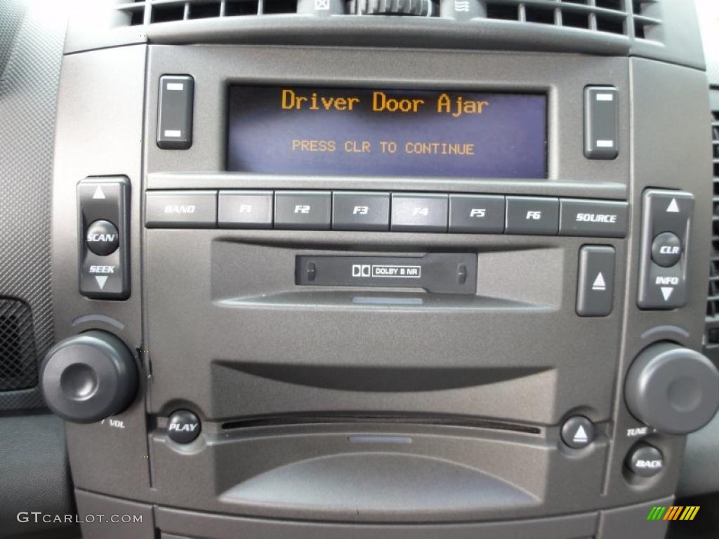 2003 Cadillac CTS Sedan Controls Photo #46326237
