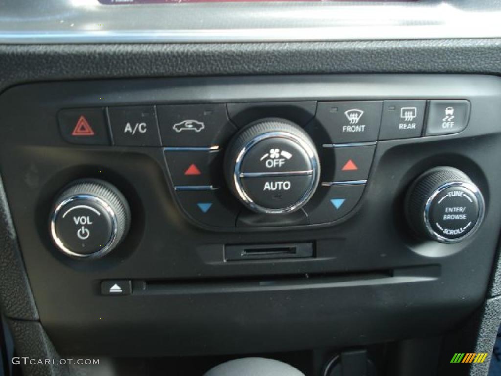 2011 Dodge Charger R/T Plus Controls Photo #46327971