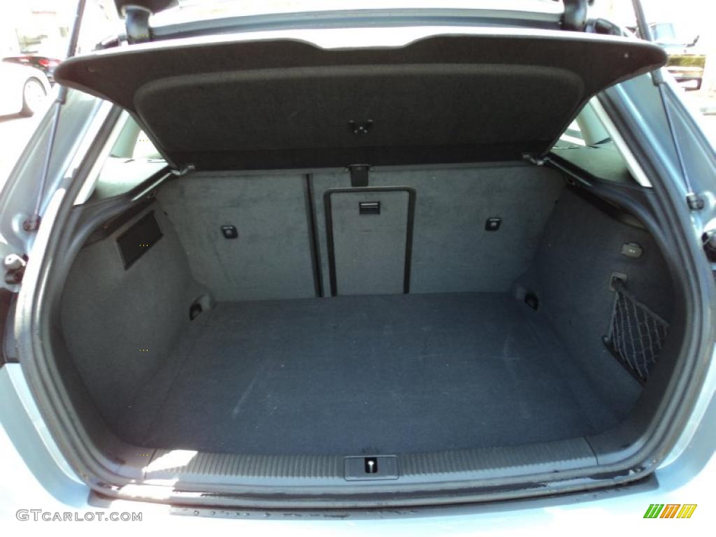 2010 Audi A3 2.0 TFSI Trunk Photo #46329159