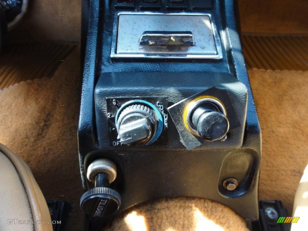 1981 Alfa Romeo Spider Veloce Controls Photo #46331307