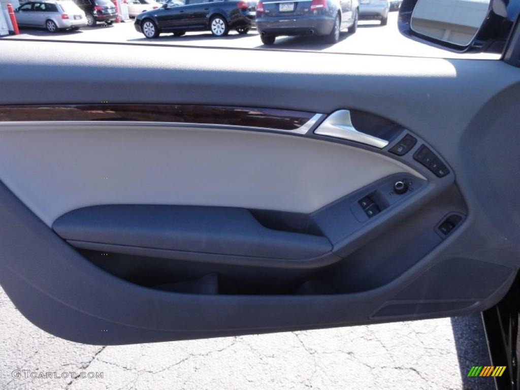 2008 Audi A5 3.2 quattro Coupe Light Grey Door Panel Photo #46331994
