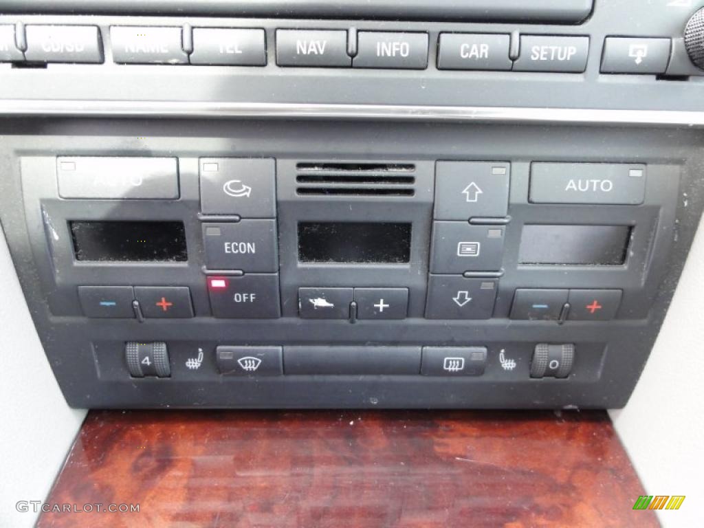 2005 Audi A4 3.2 quattro Sedan Controls Photo #46332321