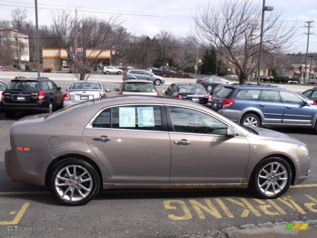 2008 Malibu LTZ Sedan - Amber Bronze Metallic / Cocoa/Cashmere Beige photo #6