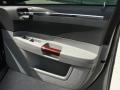 Silver Steel Metallic - 300 C HEMI Photo No. 24